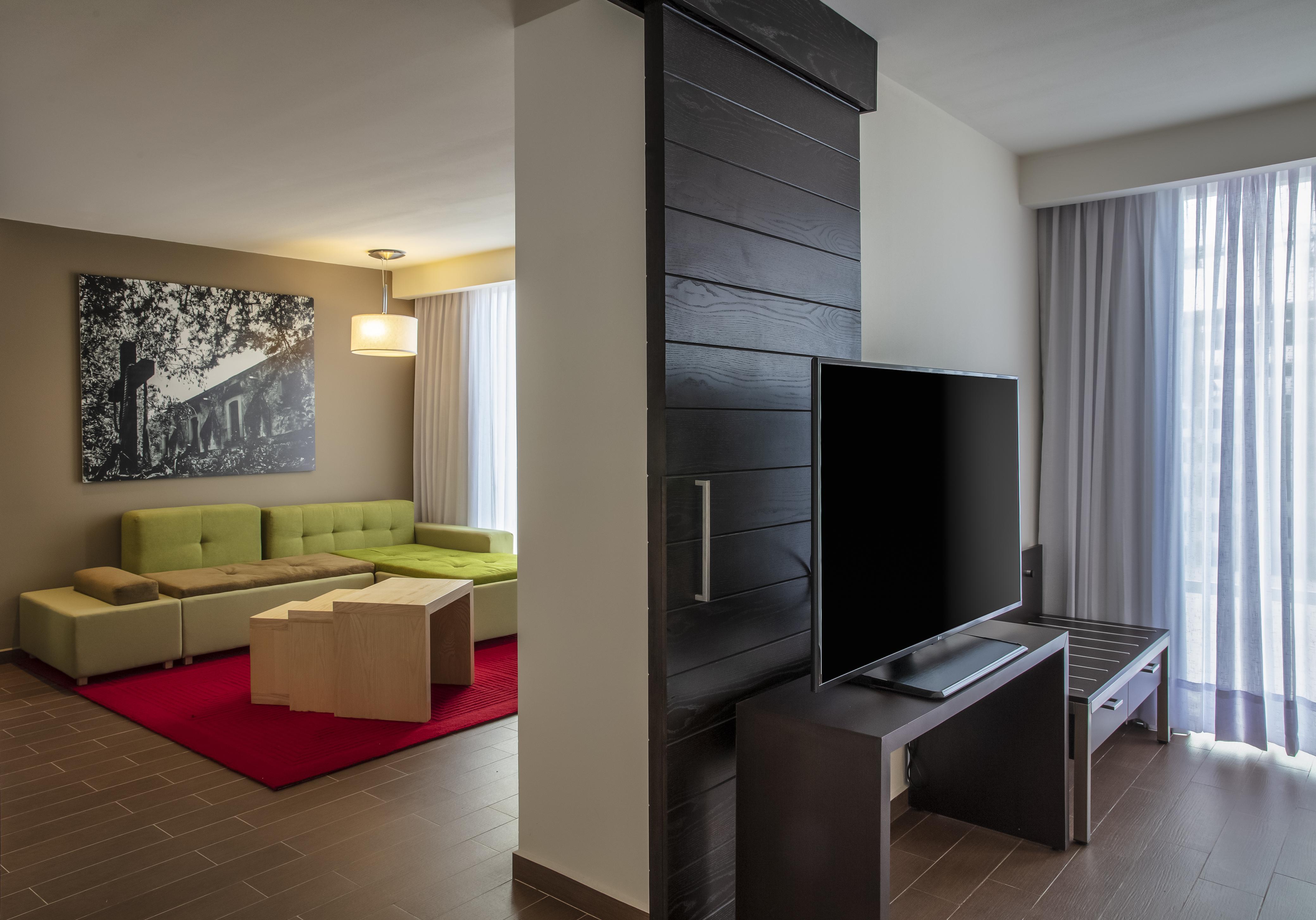 Fiesta Inn Express Queretaro Constituyentes Eksteriør bilde